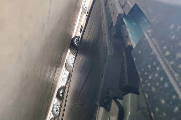 Used Lingxi L 2024 Player No. 1 Edition Left Side Sill