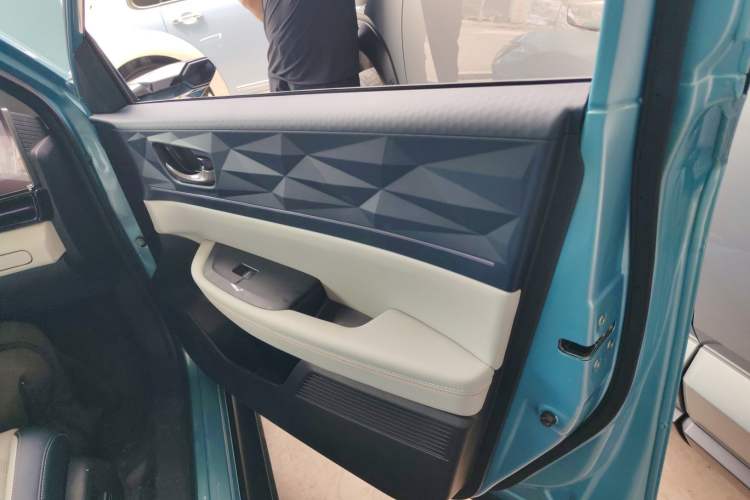 Used Lingxi L 2024 Player No. 1 Edition Right Front Door Interior