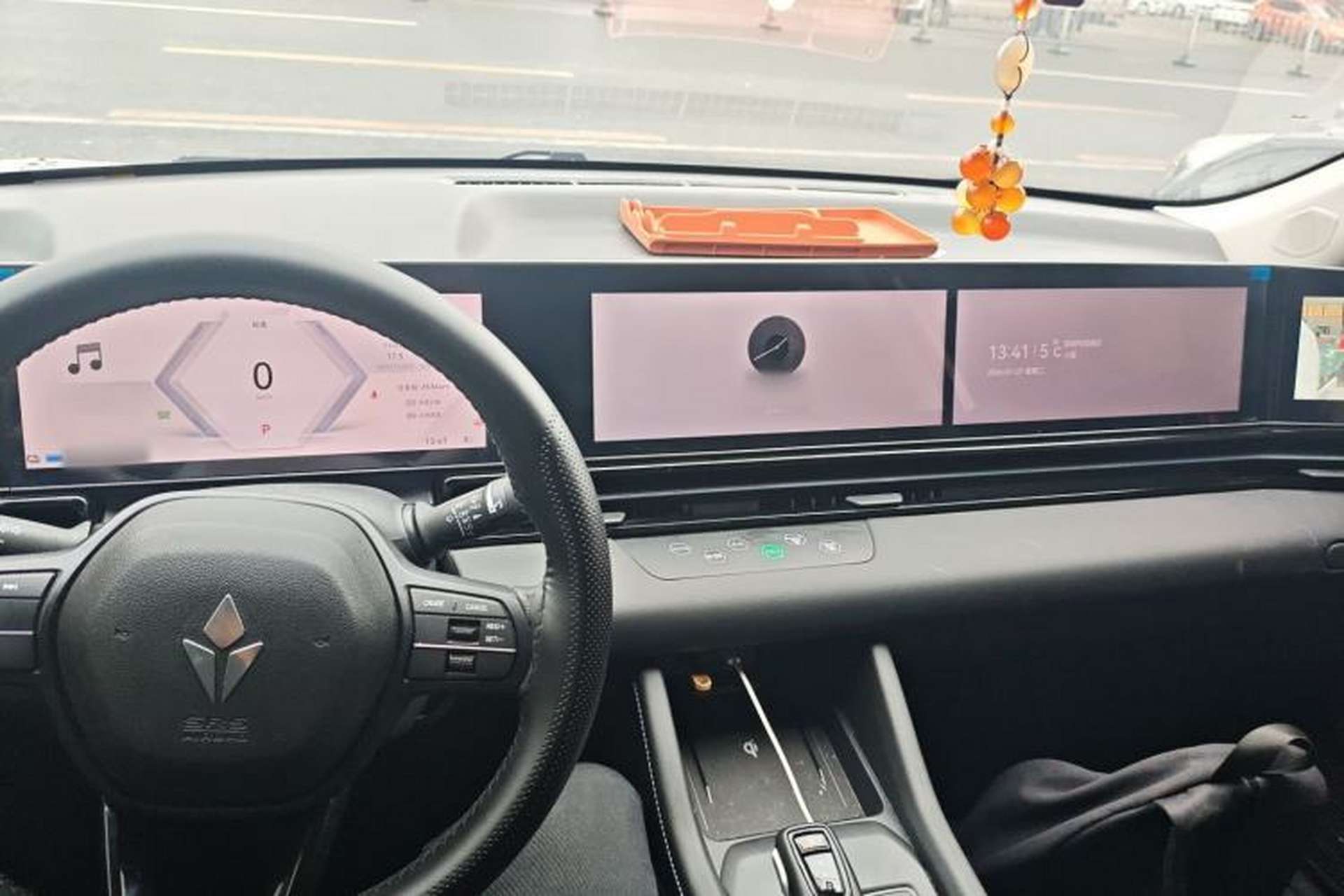 Used Lingxi L 2024 Player No. 1 Edition Center Console