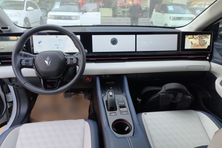 Used Lingxi L 2024 Player No. 1 Edition Center Console