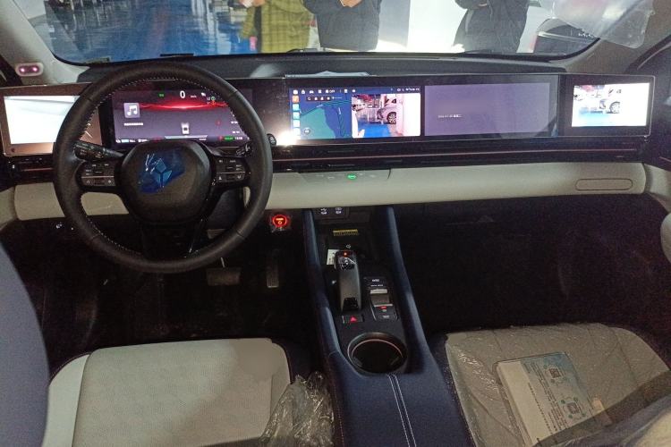Used Lingxi L 2024 Player No. 1 Edition Center Console
