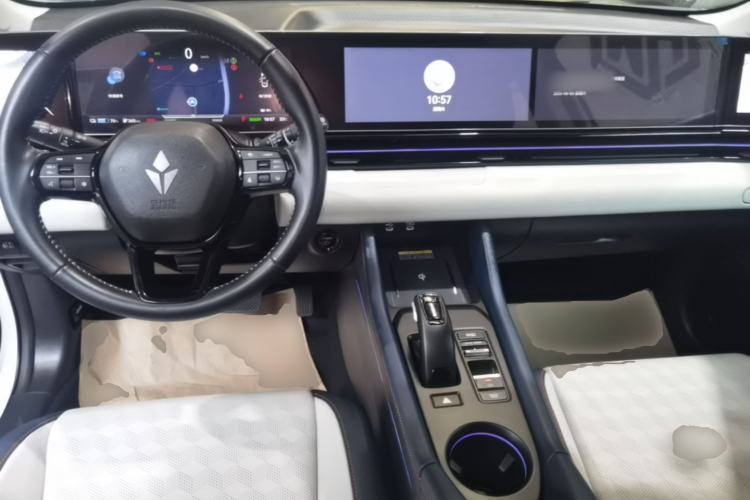 Used Lingxi L 2024 Player No. 1 Edition Center Console