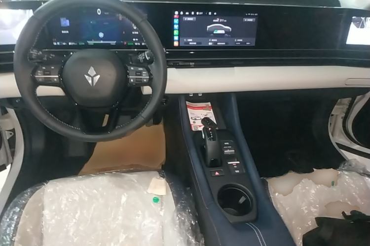 Used Lingxi L 2024 Player No. 1 Edition Center Console