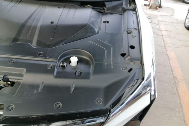 Used Lingxi L 2024 Player No. 1 Edition Engine Bay Left