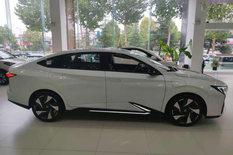 Used Lingxi L 2024 Player No. 1 Edition Exterior 2