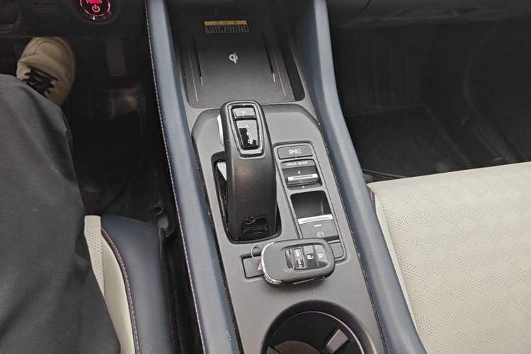 Used Lingxi L 2024 Player No. 1 Edition Gear Lever