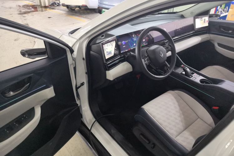 Used Lingxi L 2024 Player No. 1 Edition Interior 2