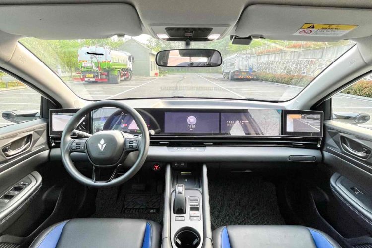 Used Lingxi L 2024 Player No. 1 Edition Interior 3