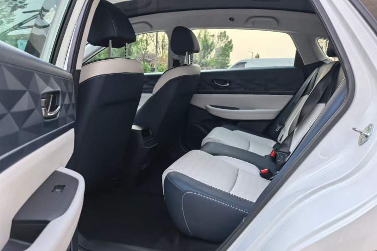 Used Lingxi L 2024 Player No. 1 Edition Interior 3