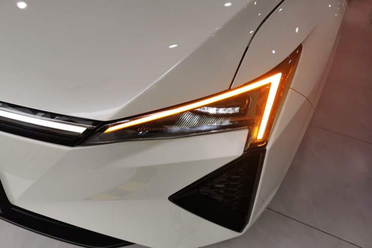 Used Lingxi L 2024 Player No. 1 Edition Left Front Headlight