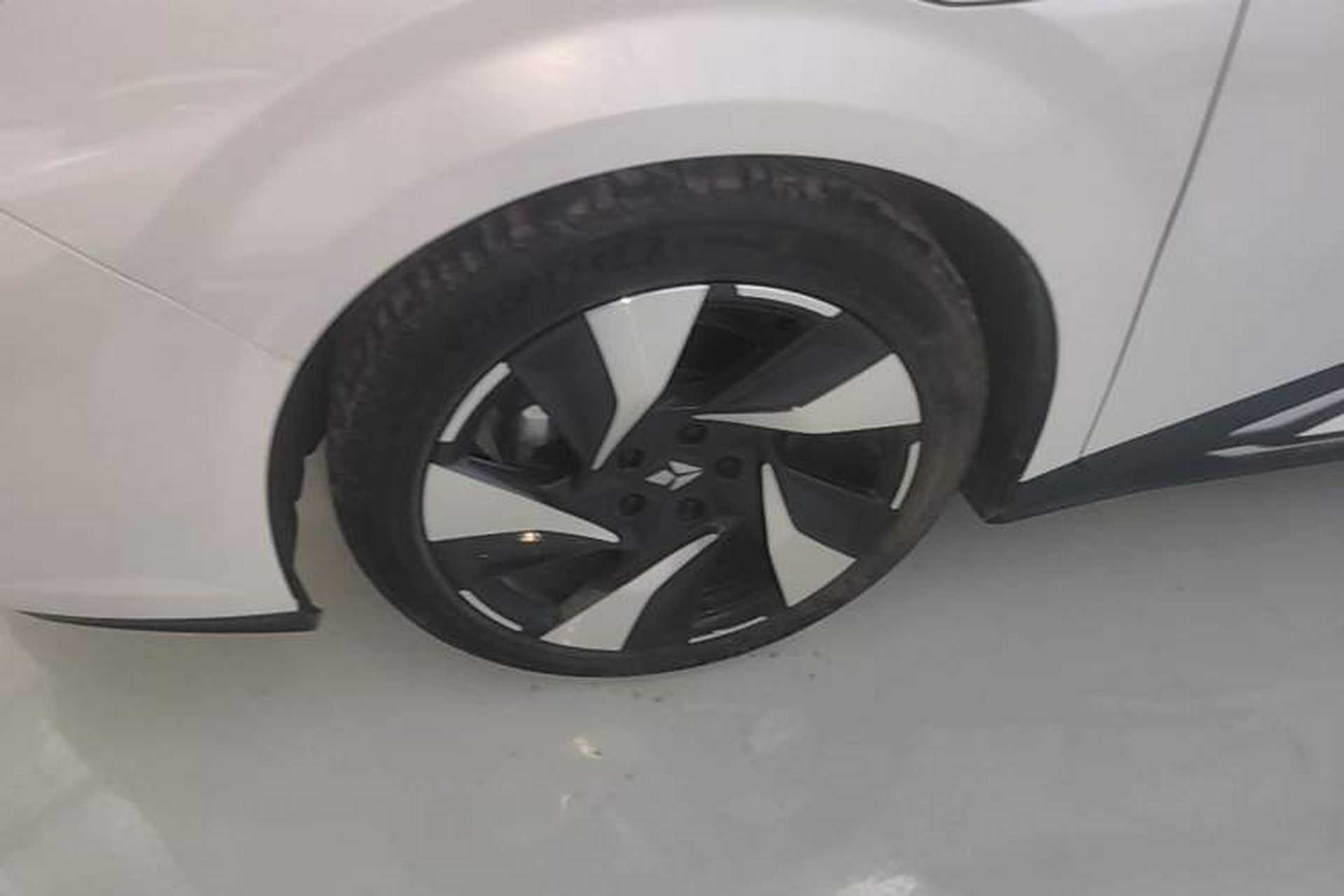 Used Lingxi L 2024 Player No. 1 Edition Left Front Wheel Hub
