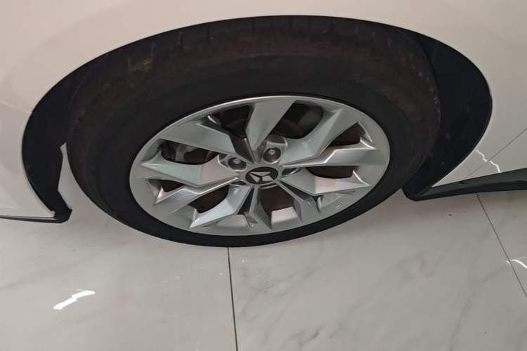Used Lingxi L 2024 Player No. 1 Edition Left Front Wheel Hub
