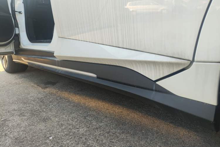 Used Lingxi L 2024 Player No. 1 Edition Left Side Sill