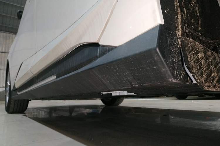 Used Lingxi L 2024 Player No. 1 Edition Left Side Sill