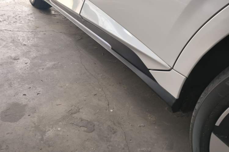 Used Lingxi L 2024 Player No. 1 Edition Left Side Sill