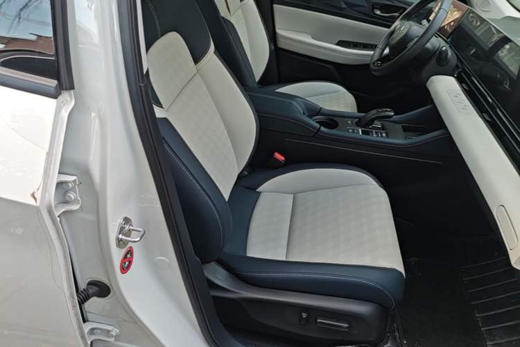 Used Lingxi L 2024 Player No. 1 Edition Right Front Seat