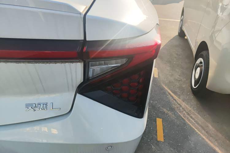 Used Lingxi L 2024 Player No. 1 Edition Right Rear Taillight