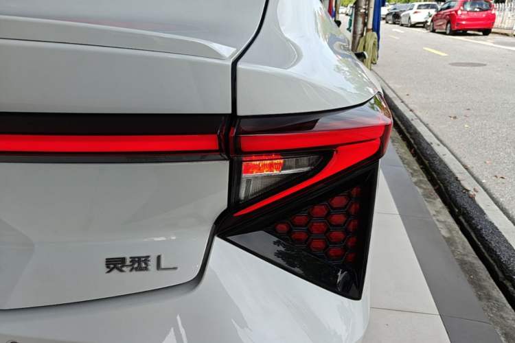 Used Lingxi L 2024 Player No. 1 Edition Right Rear Taillight