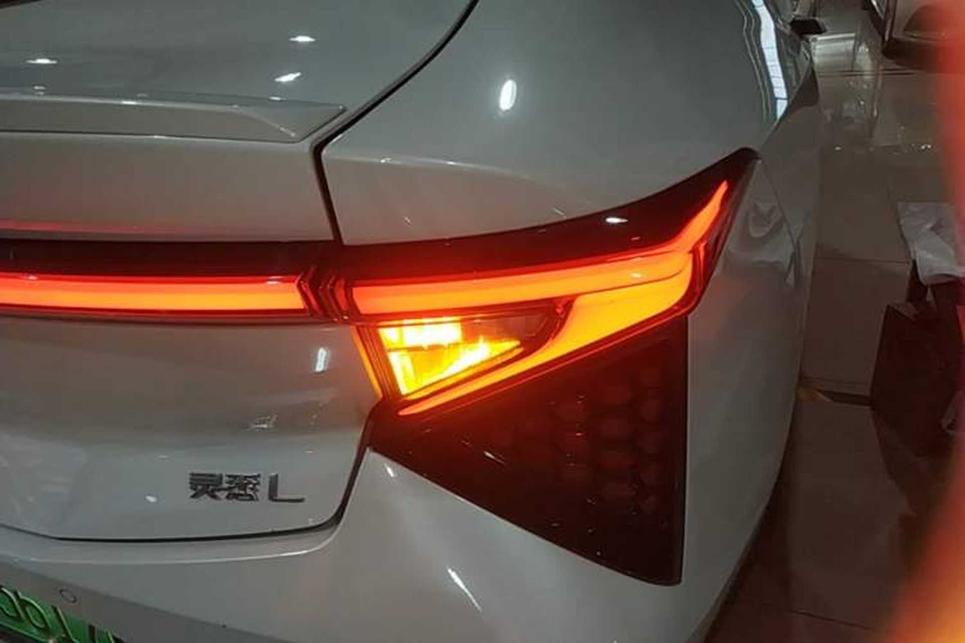 Used Lingxi L 2024 Player No. 1 Edition Right Rear Taillight