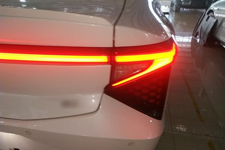 Used Lingxi L 2024 Player No. 1 Edition Right Rear Taillight
