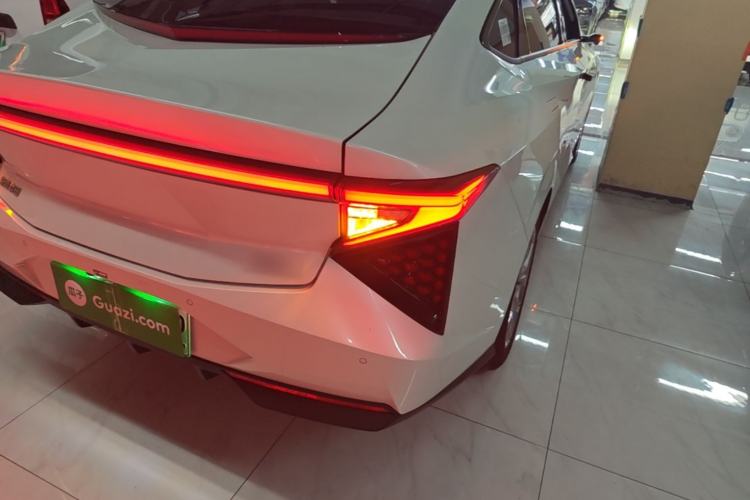 Used Lingxi L 2024 Player No. 1 Edition Right Rear Taillight