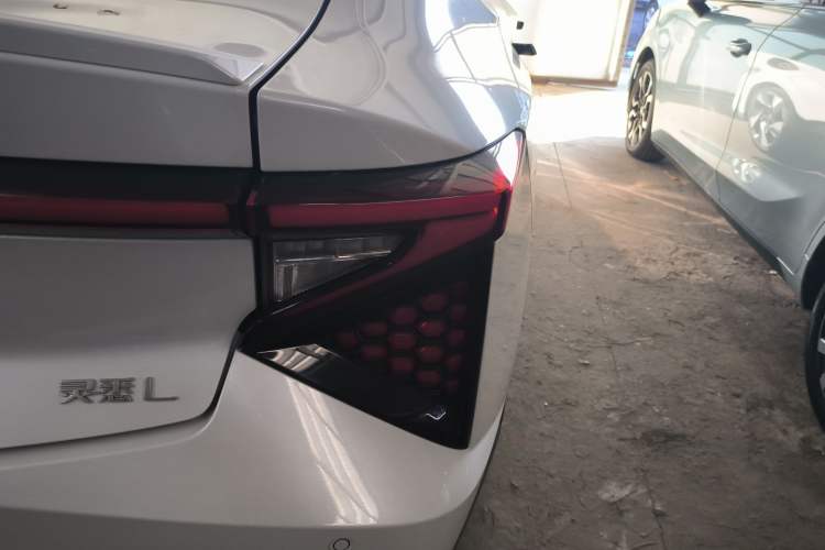 Used Lingxi L 2024 Player No. 1 Edition Right Rear Taillight