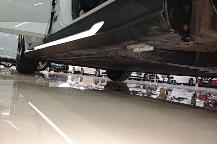 Used Lingxi L 2024 Player No. 1 Edition Right Side Sill