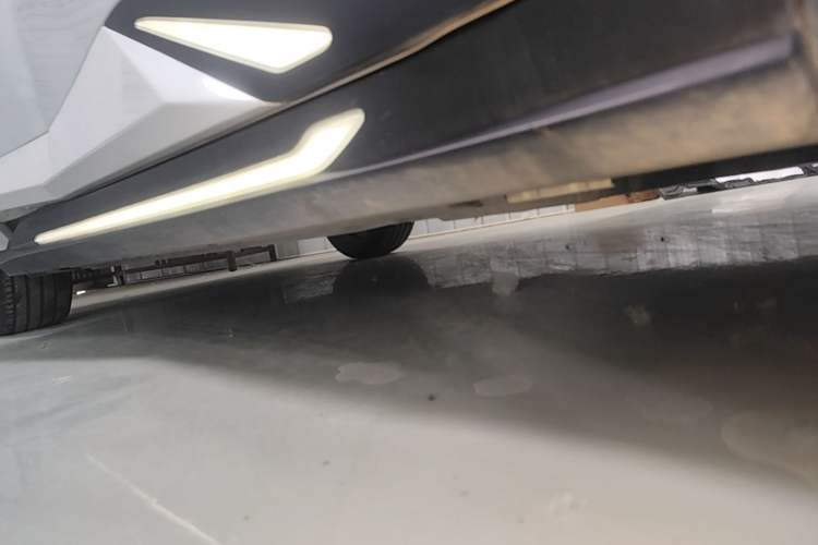 Used Lingxi L 2024 Player No. 1 Edition Right Side Sill