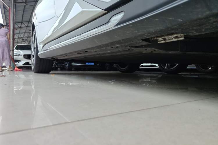 Used Lingxi L 2024 Player No. 1 Edition Right Side Sill