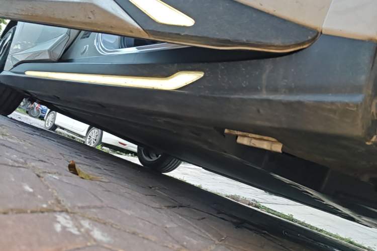 Used Lingxi L 2024 Player No. 1 Edition Right Side Sill