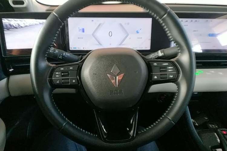 Used Lingxi L 2024 Player No. 1 Edition Steering Wheel