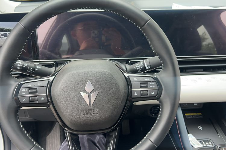 Used Lingxi L 2024 Player No. 1 Edition Steering Wheel