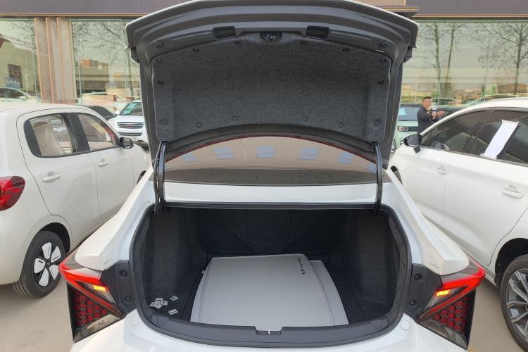 Used Lingxi L 2024 Player No. 1 Edition Trunk
