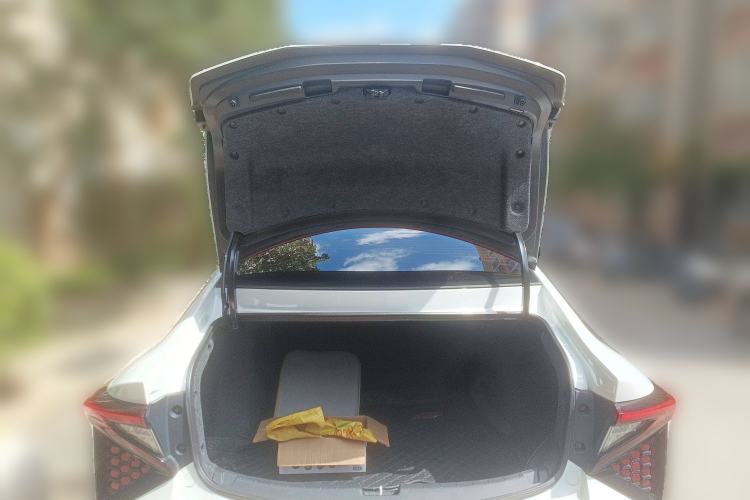 Used Lingxi L 2024 Player No. 1 Edition Trunk