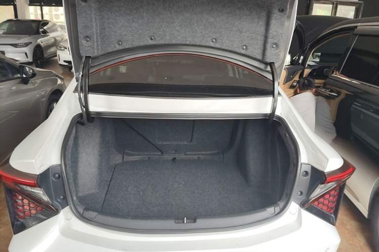 Used Lingxi L 2024 Player No. 1 Edition Trunk