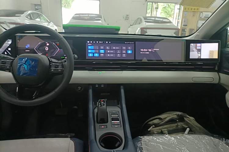 Used Lingxi L 2025 Model—Player No. 1 Plus Super Double-Up Optional Package Audio And AC Panel