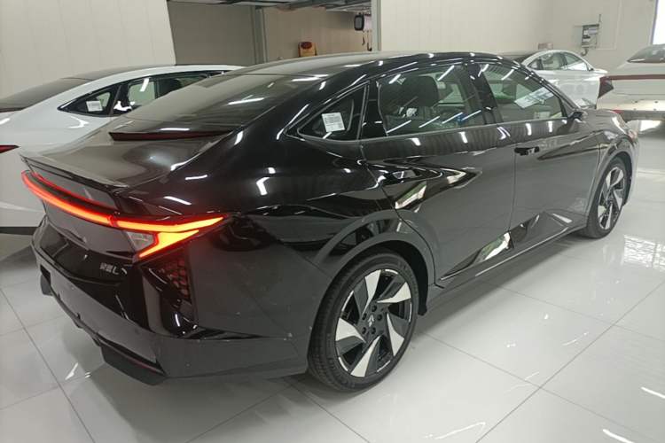 Used Lingxi L 2025 Model—Player No. 1 Plus Super Double-Up Optional Package Rear Right 45 Deg