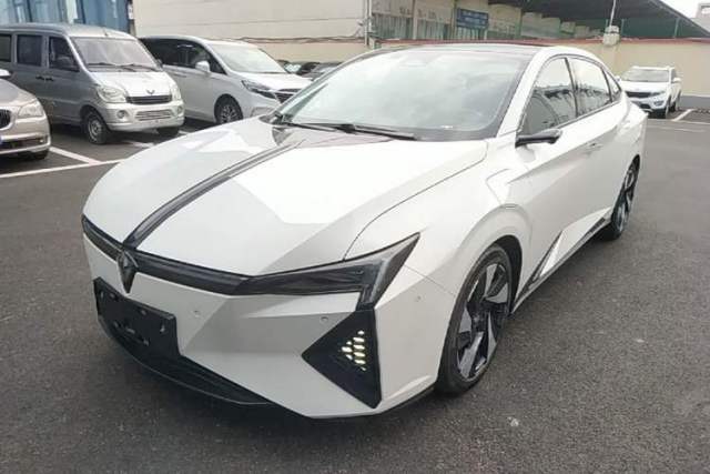 Lingxi L 2025 Model—Player No. 1 Plus Super Double-Up Optional Package usado
