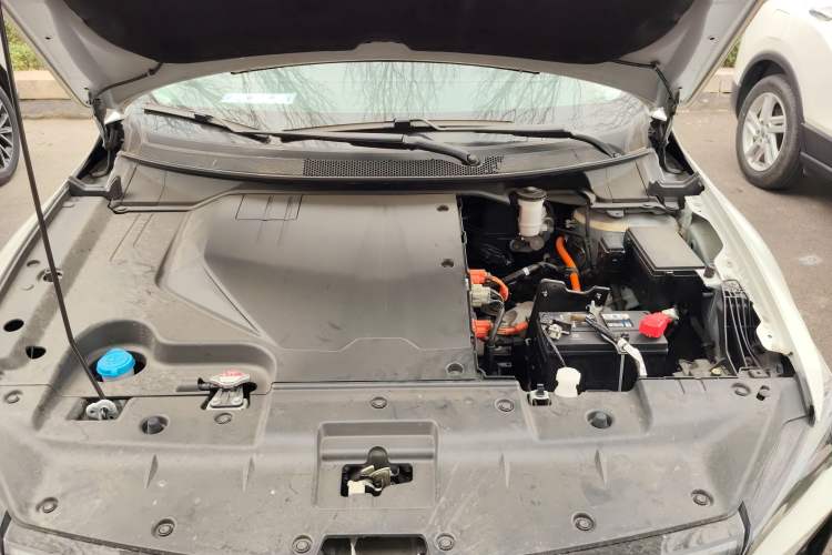 Used Lingxi L 2025 Model—Player No. 1 Plus Super Double-Up Optional Package Engine Bay