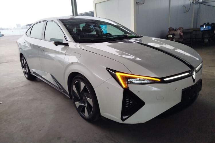 Used Lingxi L 2025 Model—Player No. 1 Plus Super Double-Up Optional Package Exterior 1
