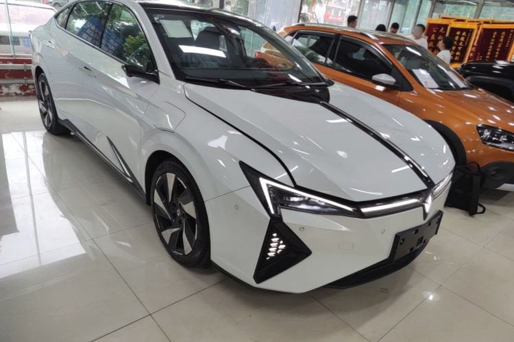 Used Lingxi L 2025 Model—Player No. 1 Plus Super Double-Up Optional Package Exterior 1