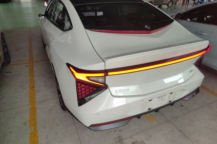 Used Lingxi L 2025 Model—Player No. 1 Plus Super Double-Up Optional Package Exterior 2