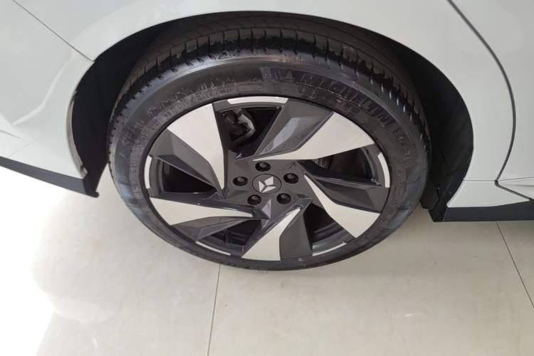 Used Lingxi L 2025 Model—Player No. 1 Plus Super Double-Up Optional Package Exterior 5
