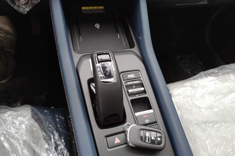 Used Lingxi L 2025 Model—Player No. 1 Plus Super Double-Up Optional Package Gear Lever