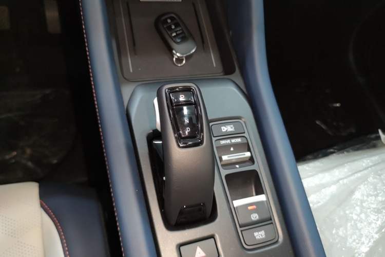Used Lingxi L 2025 Model—Player No. 1 Plus Super Double-Up Optional Package Gear Lever