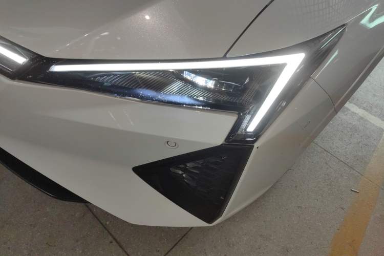 Used Lingxi L 2025 Model—Player No. 1 Plus Super Double-Up Optional Package Left Front Headlight