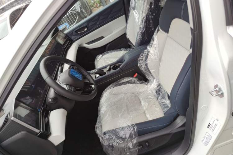 Used Lingxi L 2025 Model—Player No. 1 Plus Super Double-Up Optional Package Left Front Seat