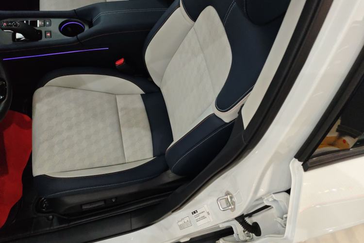Used Lingxi L 2025 Model—Player No. 1 Plus Super Double-Up Optional Package Left Front Seat