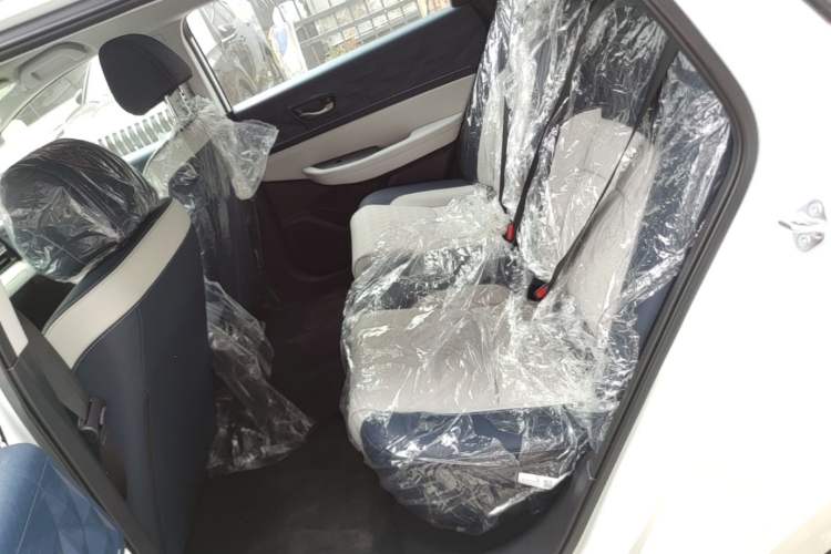 Used Lingxi L 2025 Model—Player No. 1 Plus Super Double-Up Optional Package Left Rear Seat