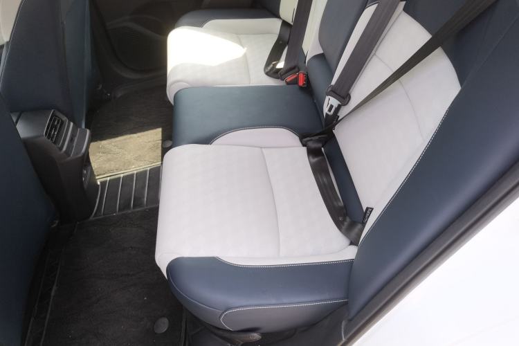 Used Lingxi L 2025 Model—Player No. 1 Plus Super Double-Up Optional Package Left Rear Seat